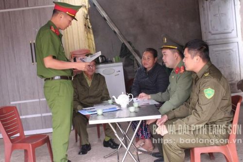 Công an xã Thụy Hùng: Khéo tuyên truyền, vận động