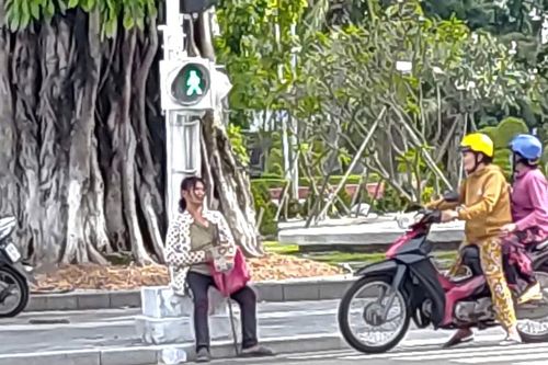 Cần quản lý người lang thang, ăn xin