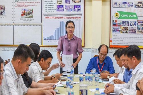 Xây dựng lộ trình đầu tư, ưu tiên phát triển giáo dục