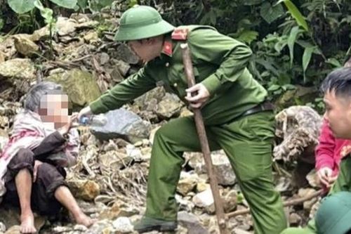 Công an xã kịp thời tìm thấy cụ bà 86 tuổi đi lạc 3 ngày trong rừng sâu
