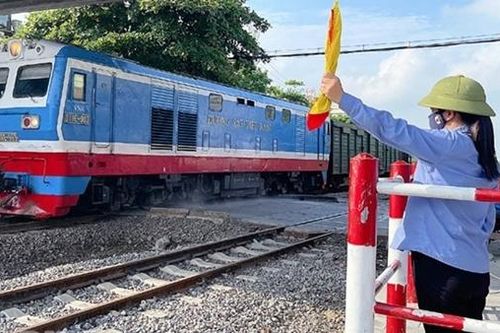 Bảo đảm mỗi chuyến tàu an toàn từ gốc