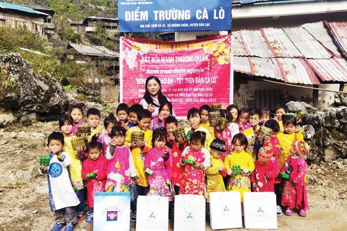 Chuyện những người gieo chữ giữa đại ngàn