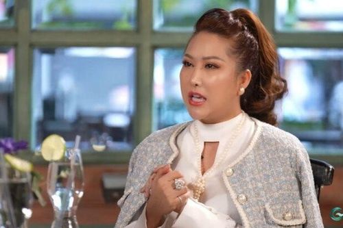 Phi Thanh Vân tiết lộ bố là Đại tá, gia thế đáng nể và con trai mình là 'một sản phẩm tuyệt vời'