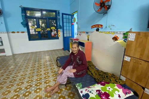 Người dân vùng tâm bão Sa Huỳnh: 'Nghe cán bộ báo gió lớn là khăn gói sơ tán'