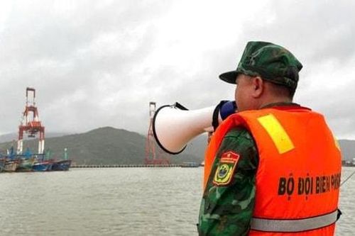 Quân đội huy động gần 270.000 người ứng phó bão số 13