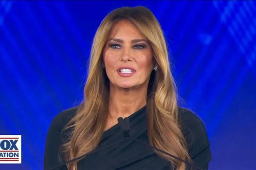 Bà Melania Trump nhận danh hiệu 'Người yêu nước của năm'