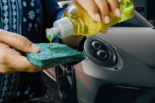 Dùng nước rửa chén để rửa xe được không?