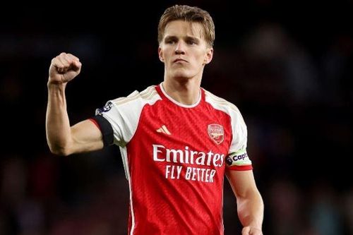Arsenal hét giá kỷ lục cho Odegaard