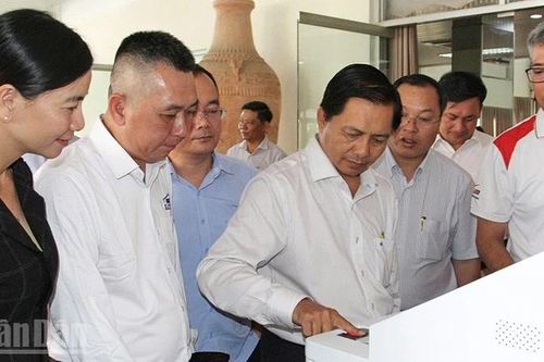 Vĩnh Long đột phá về phát triển khoa học, công nghệ, đổi mới sáng tạo và chuyển đổi số