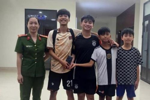 Hành động đẹp của 3 học sinh