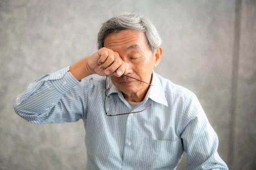 Tuổi trung niên đừng giữ 3 kiểu người này, bào mòn tinh thần tiền bạc