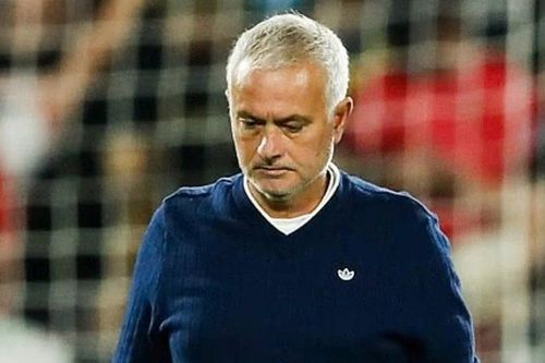 Vì sao HLV Mourinho nguy cơ 'bay chức' chỉ sau hơn 1 tháng tại Benfica?
