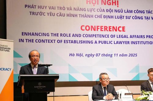 Hình thành chế định luật sư công - Phát huy vai trò, năng lực của đội ngũ làm công tác pháp chế