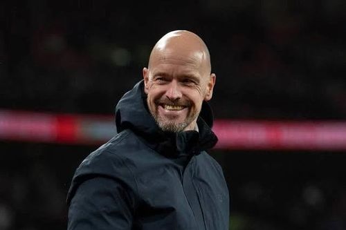 Ajax sa thải người cũ của Liverpool, chuẩn bị bổ nhiệm người cũ của MU