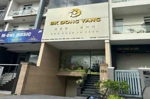 Biến quán cắt tóc, massage thành phòng khám quốc tế