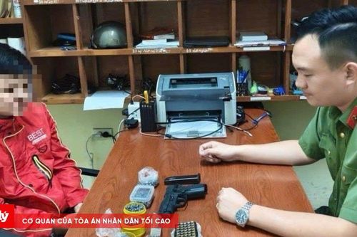 Bắt giữ đối tượng rao bán vũ khí quân dụng trên mạng