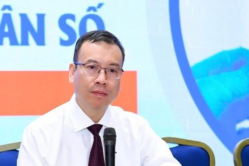 Từ bác sĩ tốt nghiệp loại giỏi đến giáo sư chuyên ngành phẫu thuật tim