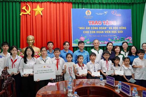 KCN Việt Nam khởi động chuỗi hoạt động hỗ trợ cộng đồng