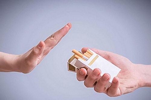 Bớt một điếu thuốc, thêm một ngày khỏe mạnh nơi công sở