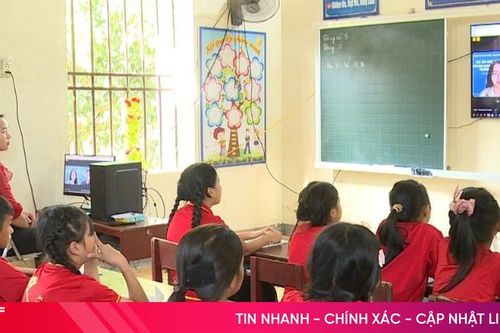 Lớp học 'không khoảng cách' nơi vùng cao