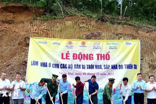Nghệ An: Khởi công xây dựng nhà mới cho 15 hộ dân bị lũ quét ở Nhôn Mai