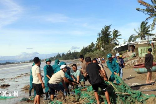 Ảnh hưởng bão số 13: Quảng Ngãi ghi nhận một người tử vong do bão
