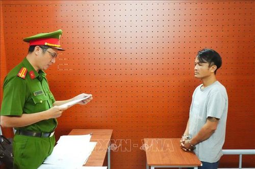 Khởi tố đối tượng không chấp hành đo nồng độ cồn