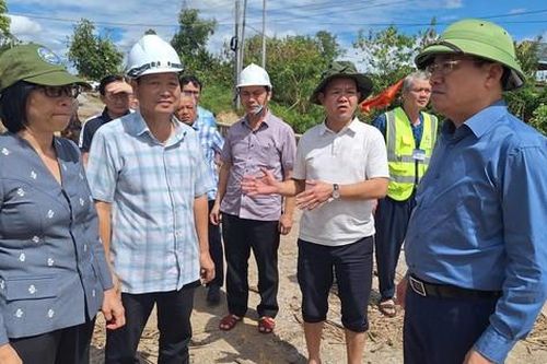Chủ tịch UBND tỉnh Gia Lai: Khẩn trương nối lại lưu thông sau sự cố mố cầu Đăk Pờ Tó bị cuốn trôi