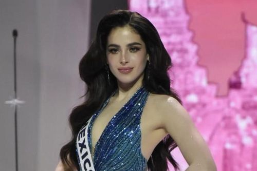 Thí sinh Miss Universe từng 'cãi tay đôi' với ông Nawat tiếp tục có hành động tranh cãi
