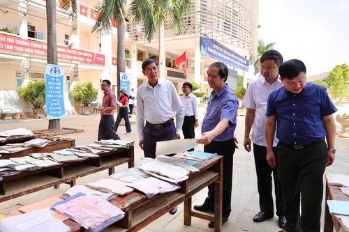 Ngành Giáo dục nỗ lực hỗ trợ học sinh ổn định học tập sau bão lũ