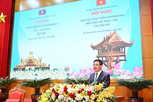 Thúc đẩy thương mại biên giới Việt - Lào phát triển bền vững