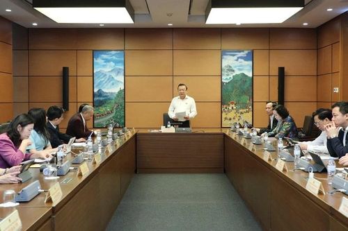 Đoàn ĐBQH Thanh Hóa tham gia góp ý vào các dự án luật liên quan đến quy hoạch