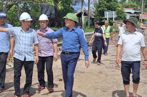 Chủ tịch UBND tỉnh Phạm Anh Tuấn: Nhanh chóng khắc phục sự cố cầu Đăk Pờ Tó