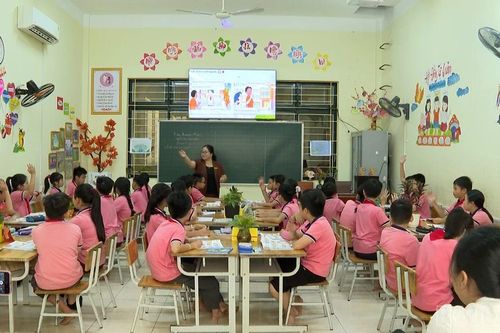 Đổi mới sinh hoạt chuyên môn với chuyên đề ứng dụng trí tuệ nhân tạo trong dạy học