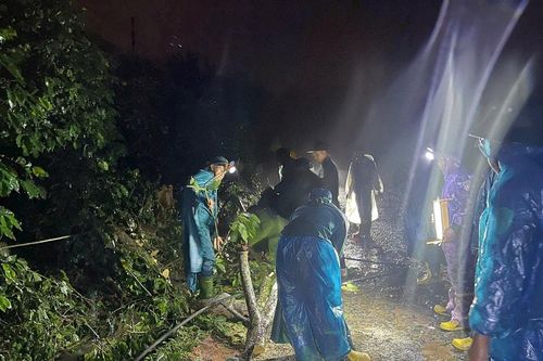 Dân quân Lạc Dương, Đam Rông xuyên đêm khắc phục hậu quả do mưa bão