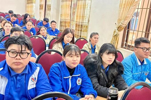 Hơn 100 cán bộ Đoàn cơ sở Lâm Đồng được trang bị kiến thức công tác dân tộc, tôn giáo năm 2025