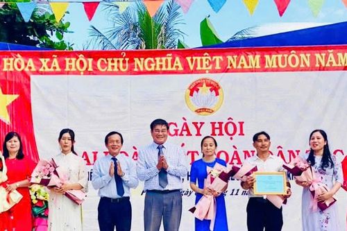 Đặc khu Phú Quý hướng đến cuộc sống ấm no, hạnh phúc, xã hội an toàn