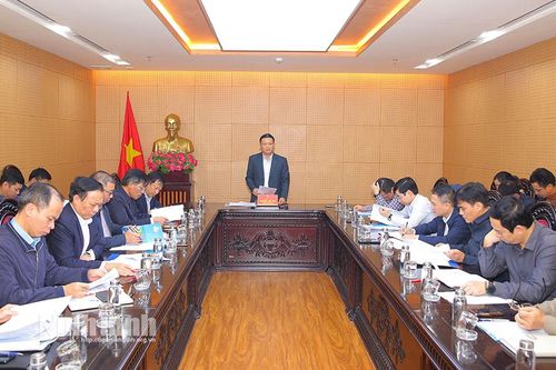 UBND tỉnh đánh giá tiến độ giải phóng mặt bằng Dự án tuyến đường kết nối liên vùng