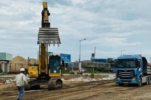 Đồng Nai: Rào chắn 800m đường song hành, phân luồng giao thông phục vụ thi công tuyến 25B