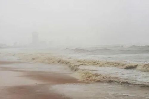 Bão số 13 đã suy yếu thành áp thấp