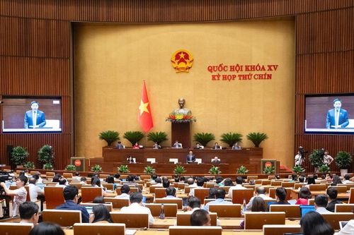 Tăng niềm tin vào các kênh đầu tư chính thức