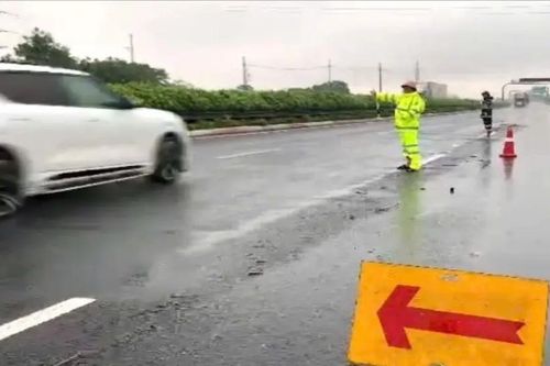 Mở lại tuyến cao tốc Đà Nẵng - Quảng Ngãi