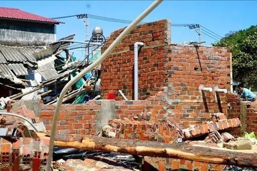 Các địa phương khắc phục hậu quả bão số 13
