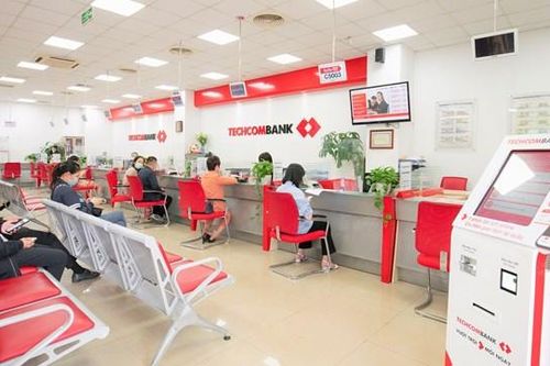 Techcombank (TCB): Lãi quý 3 cao nhất lịch sử 8.300 tỷ đồng, 'xóa' 9.940 tỷ đồng nợ trái phiếu