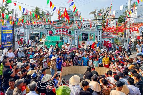 Bản sắc lễ hội các dân tộc - Tài nguyên giàu giá trị cho du lịch Cà Mau
