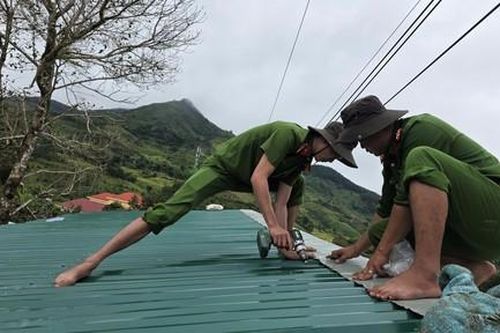 Mưa bão gây thiệt hại nặng tại khu vực phía Tây Gia Lai và Quảng Ngãi