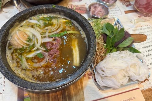 Cách nấu bún bò thố đá thơm ngon đơn giản