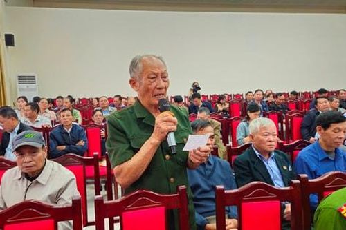 Người dân xã Đoài Phương quan tâm vấn đề quản lý sử dụng đất đai, thực hiện dự án trên địa bàn