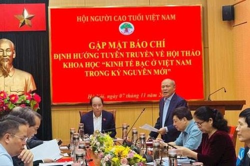 Thúc đẩy 'kinh tế bạc', phát huy đóng góp của người cao tuổi trong kỷ nguyên mới