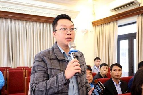 Hơn 200 lao động tham gia đối thoại về chính sách lao động, bảo hiểm